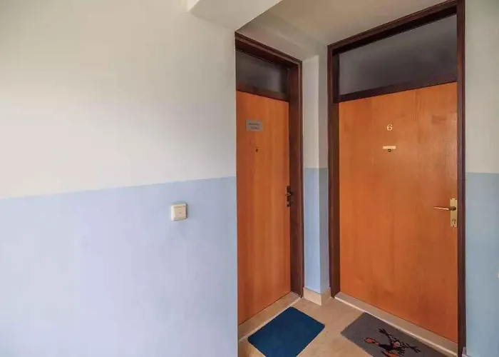 In 53908 *