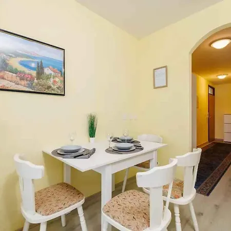 In 53908 * 크리크베니카