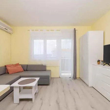 In 53908 * 크리크베니카